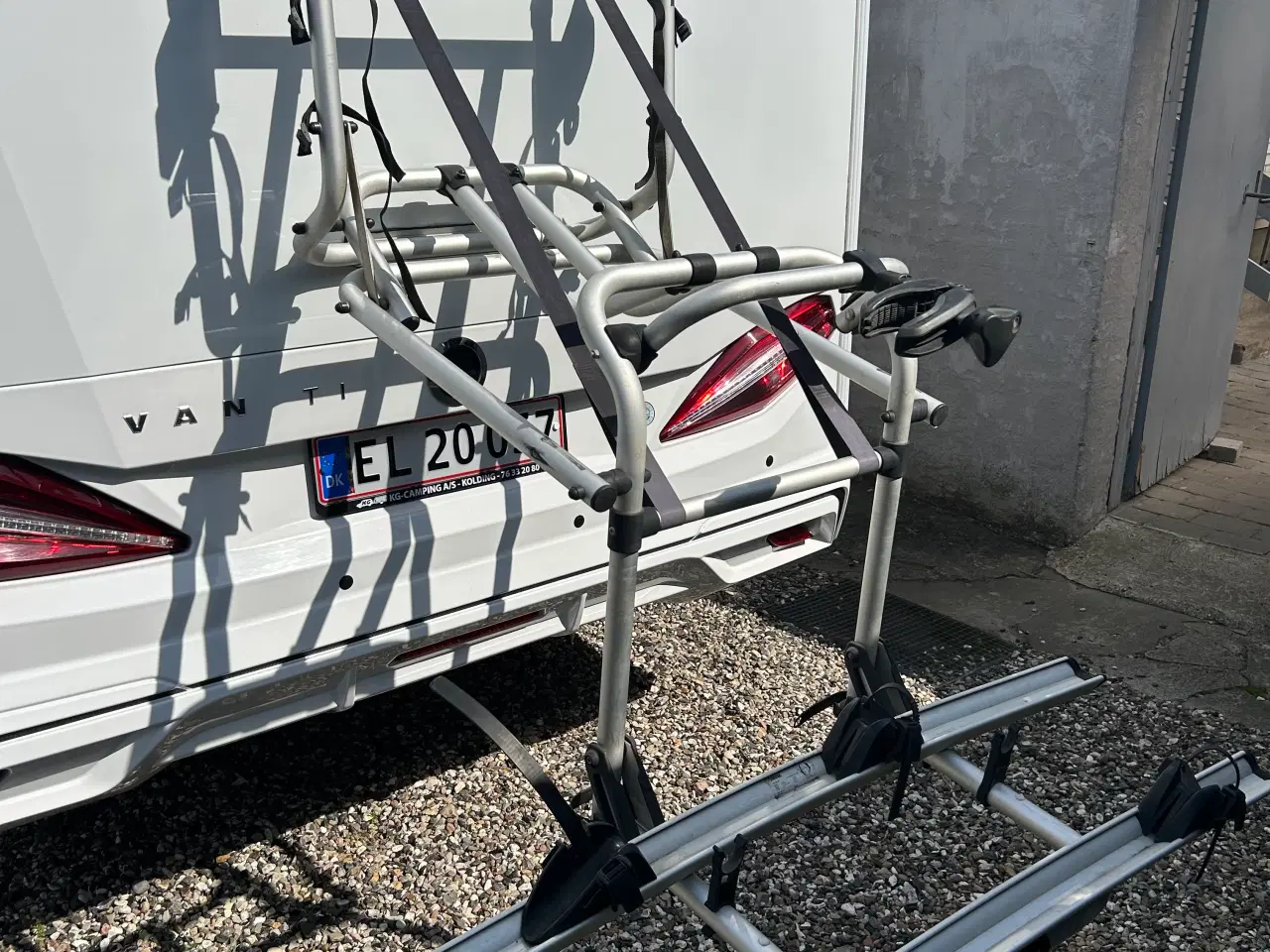 Billede 2 - Thule lift cykelstativ til autocamper