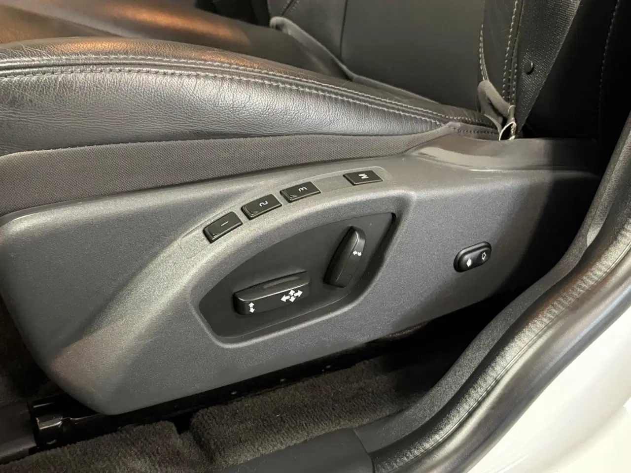 Billede 8 - Volvo XC60 2,0 D4 190 Summum aut.