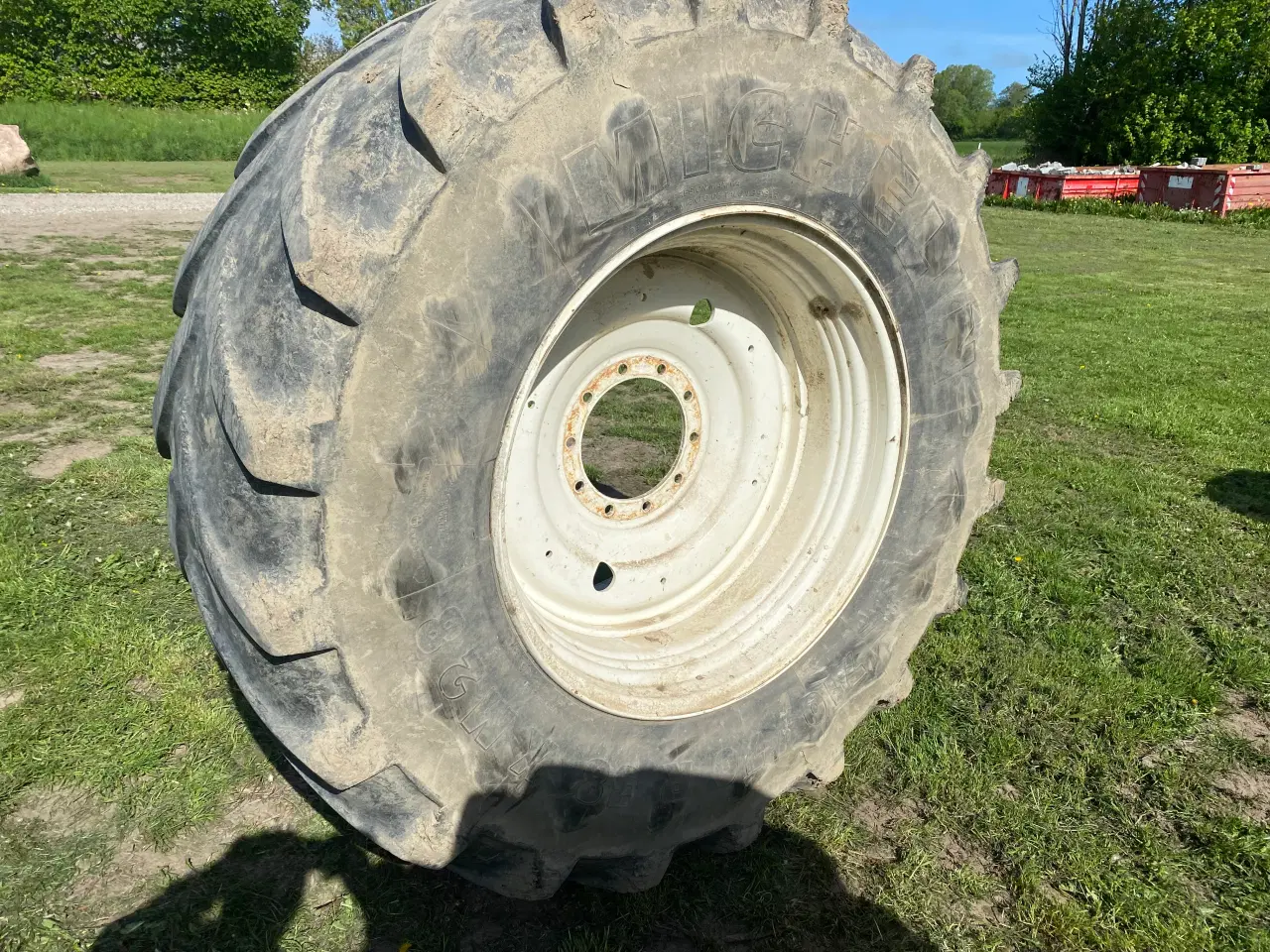Billede 2 - 710/70-38 på 10 huls fælge 3stk
