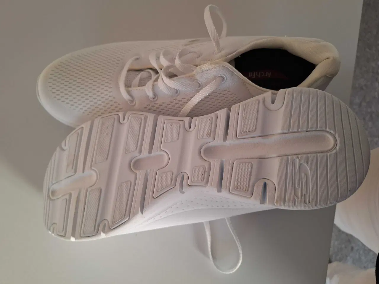 Billede 3 - Skechers arch fit sneakers 