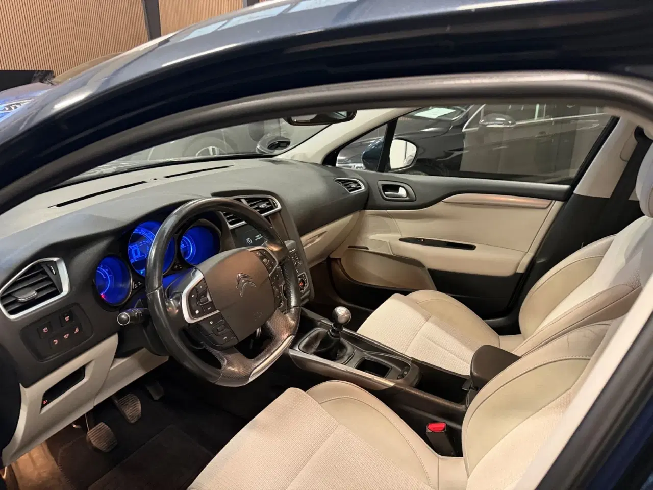 Billede 7 - Citroën C4 1,6 e-HDi 115 Airdream Exclusive