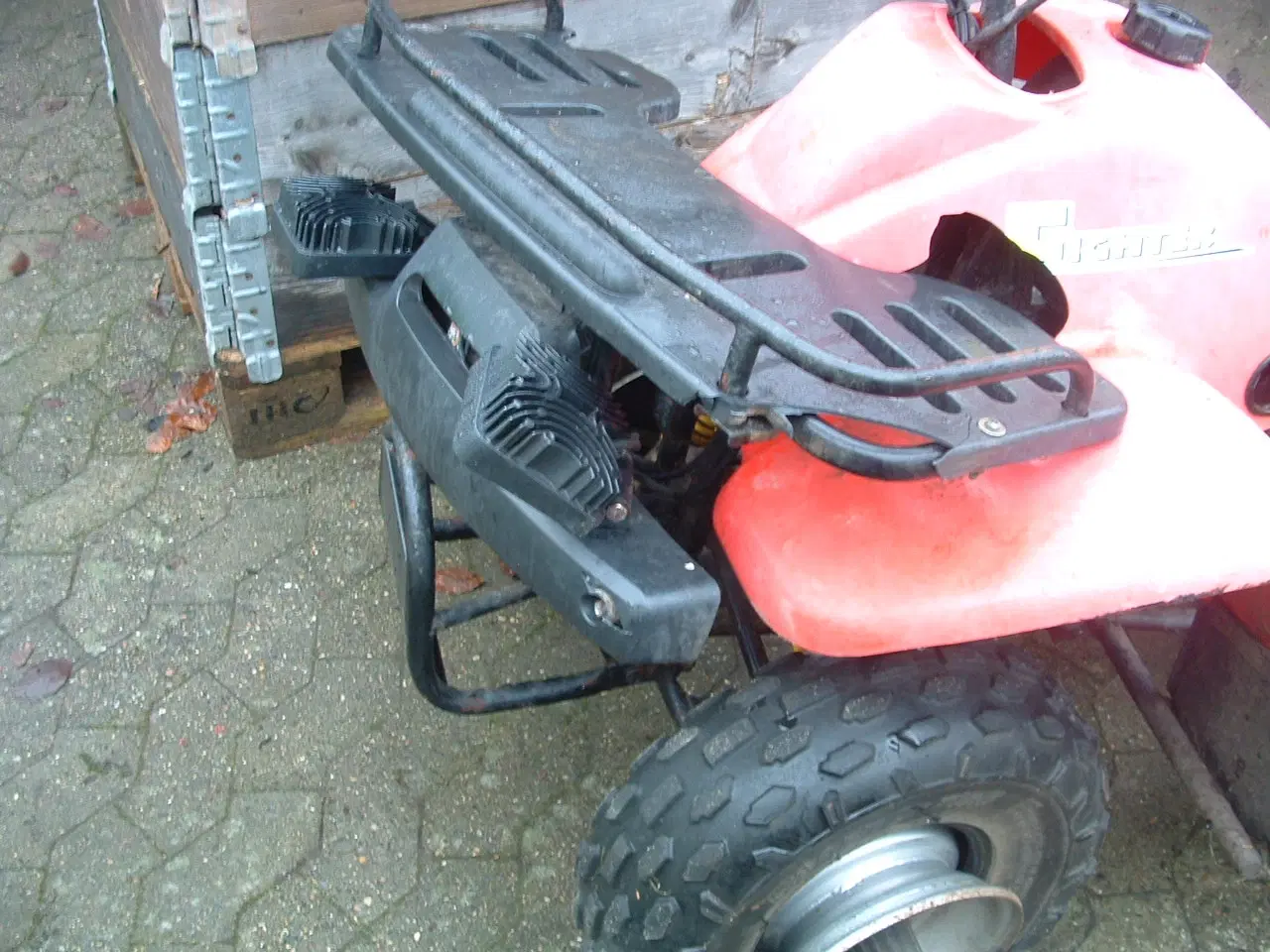 Billede 2 - defekt atv bøjet styr og bærearm ,tilstand ukendt