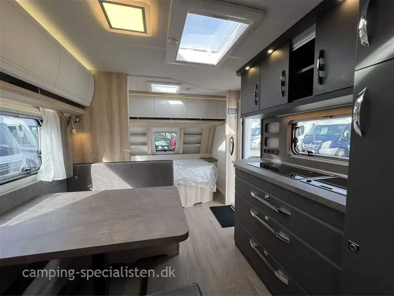 Billede 7 - 2026 - Hobby De Luxe 545 KMF   Hobby De lux 545 KMF med 3 køjer model 2026 - se den nu hos Camping-Specialisten.dk