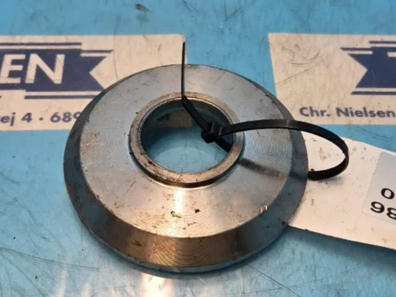 Billede 3 - Ford 8340 Afstandsskive 81864292