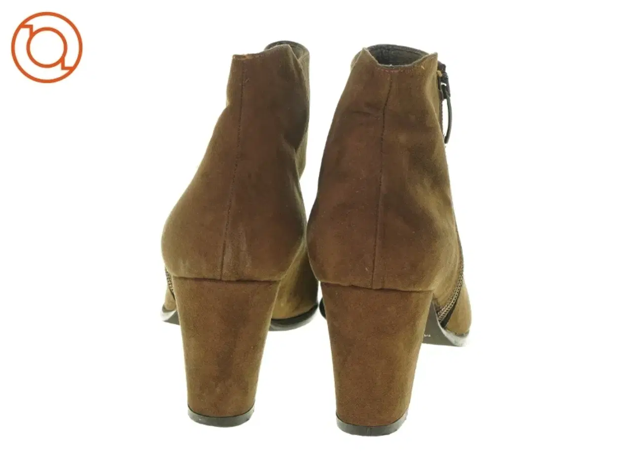 Billede 4 - Støvler i Ruskind fra DMG (Str . 38)