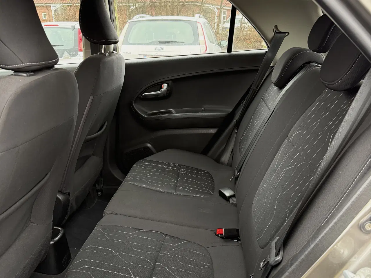 Billede 5 - 🚗 Kia Picanto 1.0 Exclusive – Nysynet