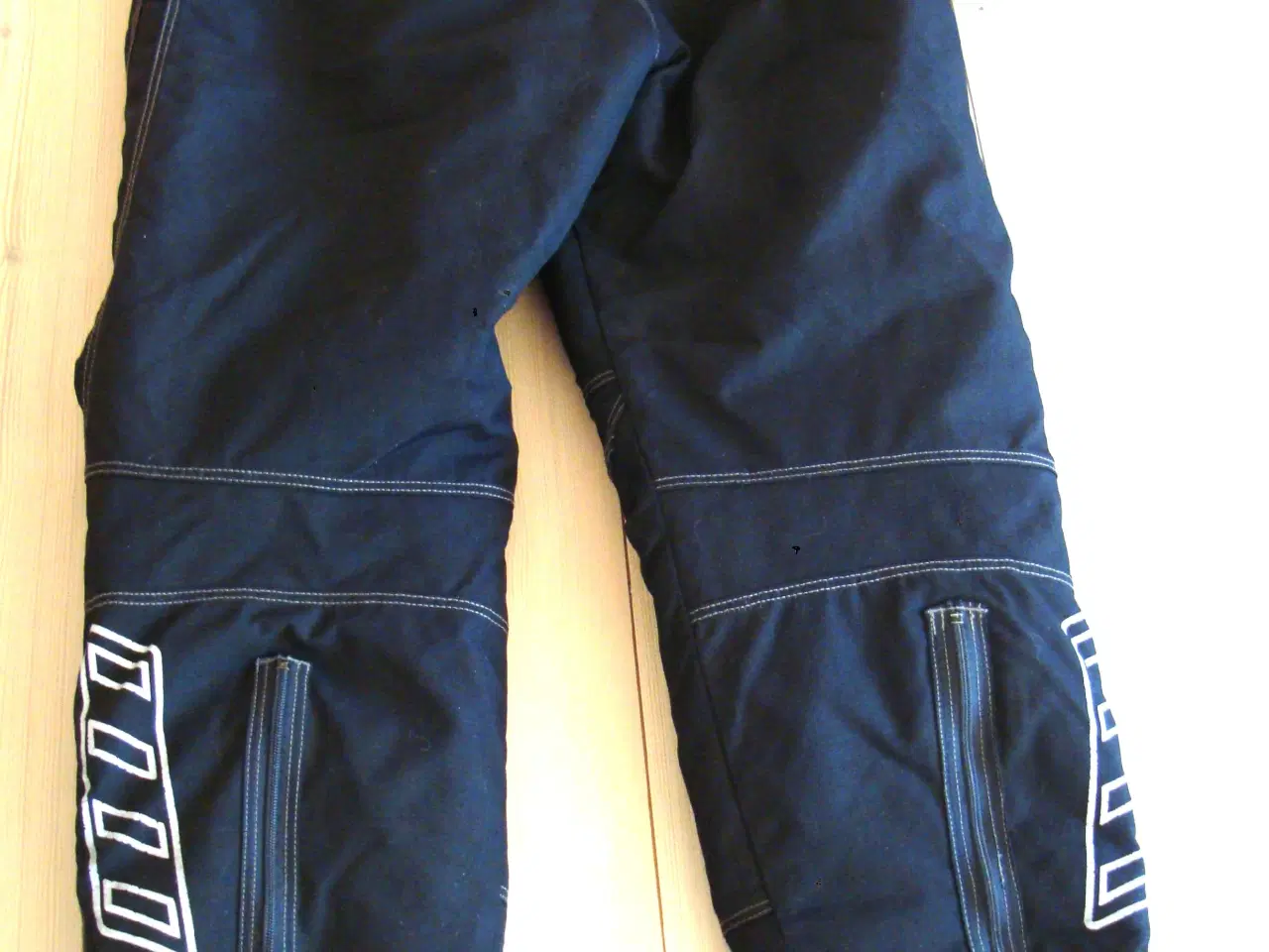 Billede 2 - Fine dame Rukka GoreTex MC bukser str. 42 C2 # L