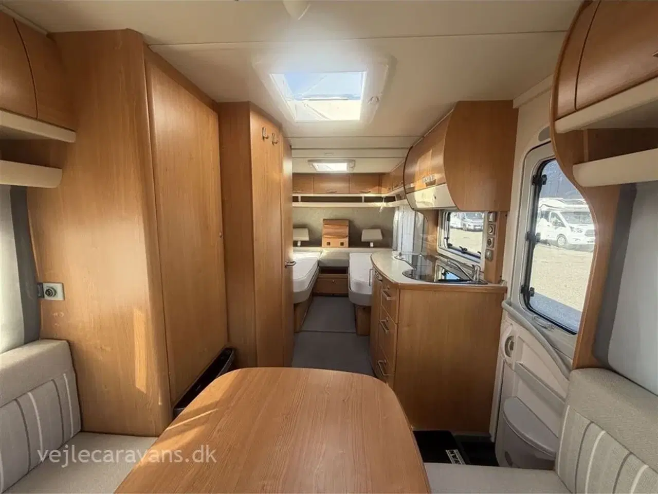 Billede 3 - 2014 - Fendt Saphir 465 TG   Sælges for kunde i ren handel, incl mover, cykelholder og kampa lufttelt.