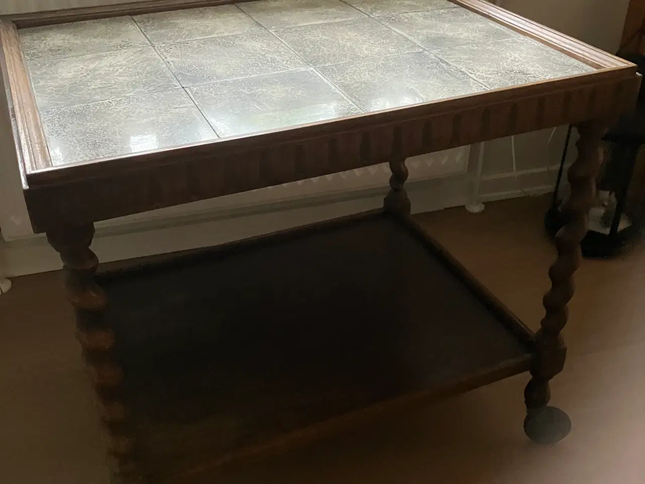 Billede 1 - Bord med hjul