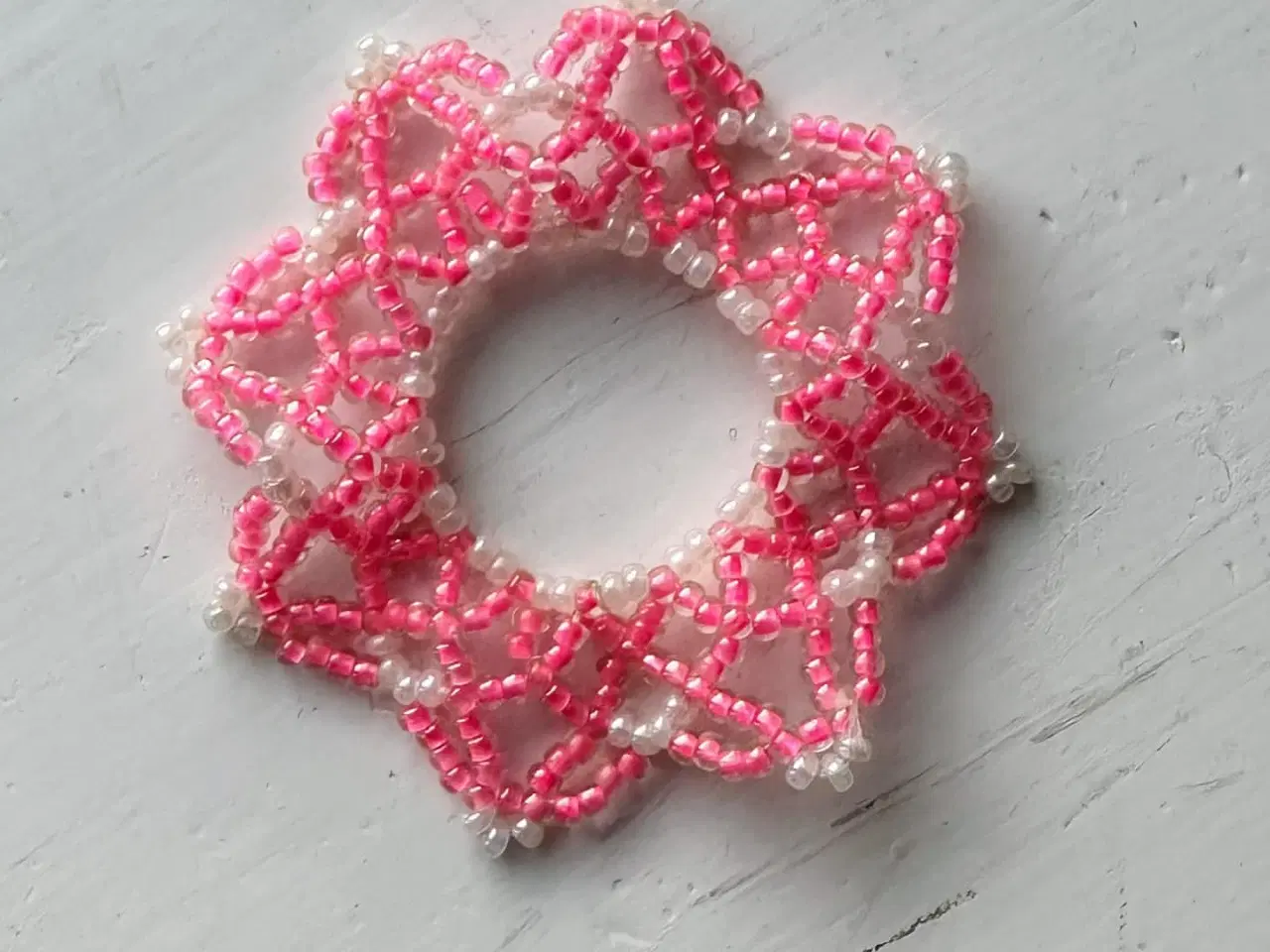 Billede 4 - Perlesyet lysekrans, pink/sæbeboble