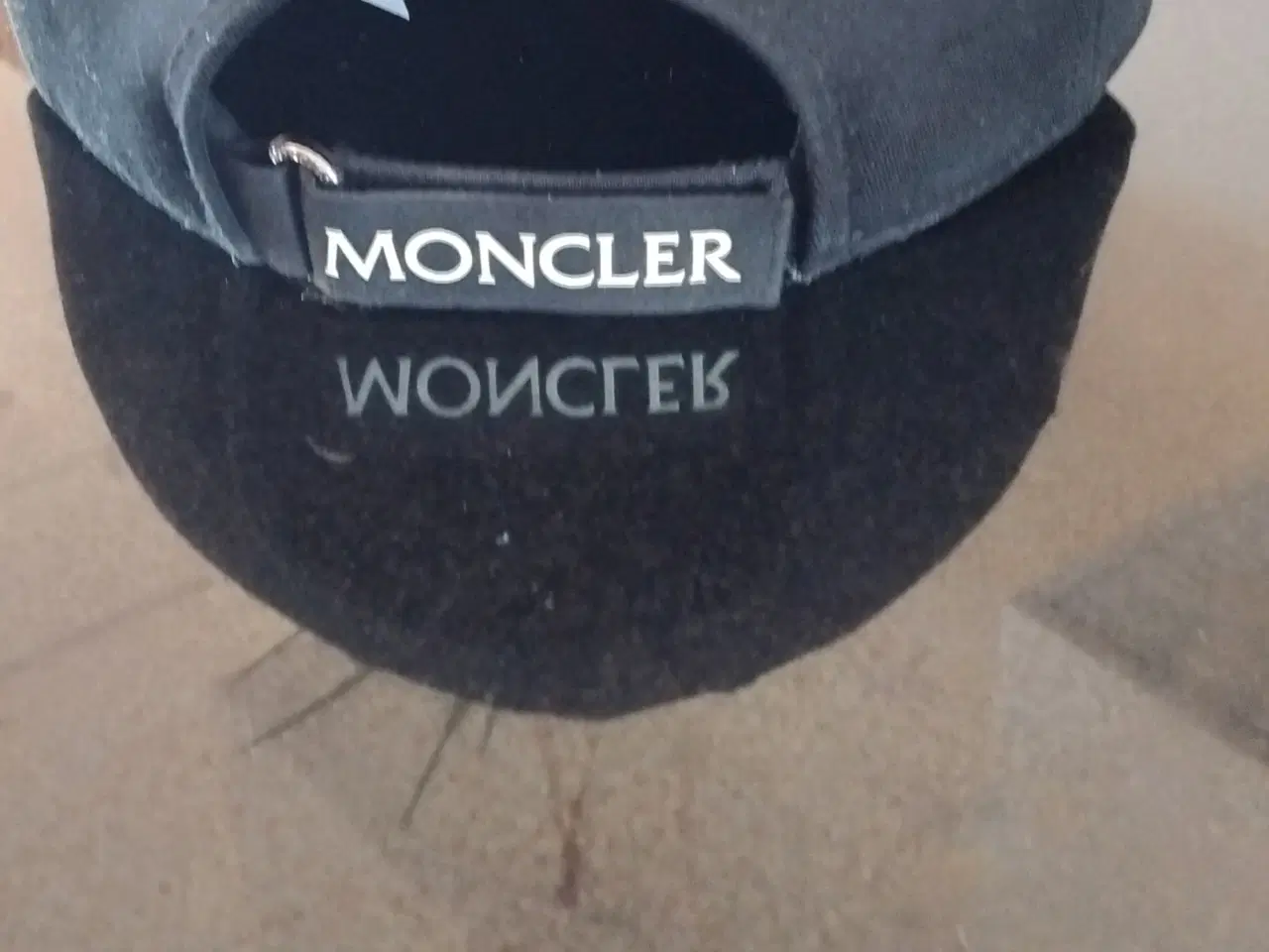 Billede 5 - Moncler kasketter 