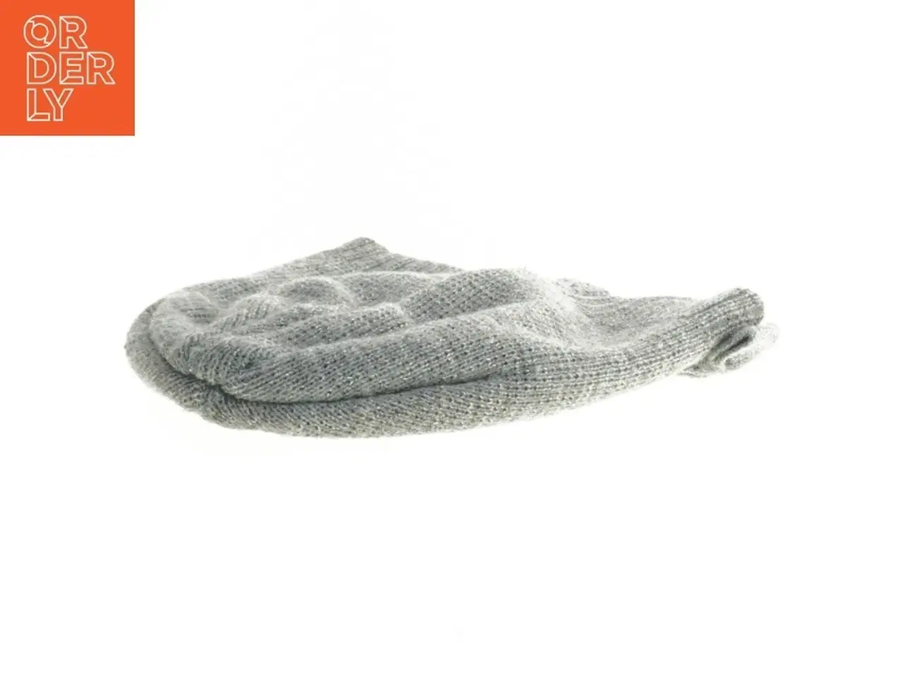 Billede 3 - Grå strik hue med Frost applikation fra Disney (str. 3 til 5 og 19 x 18 cm)