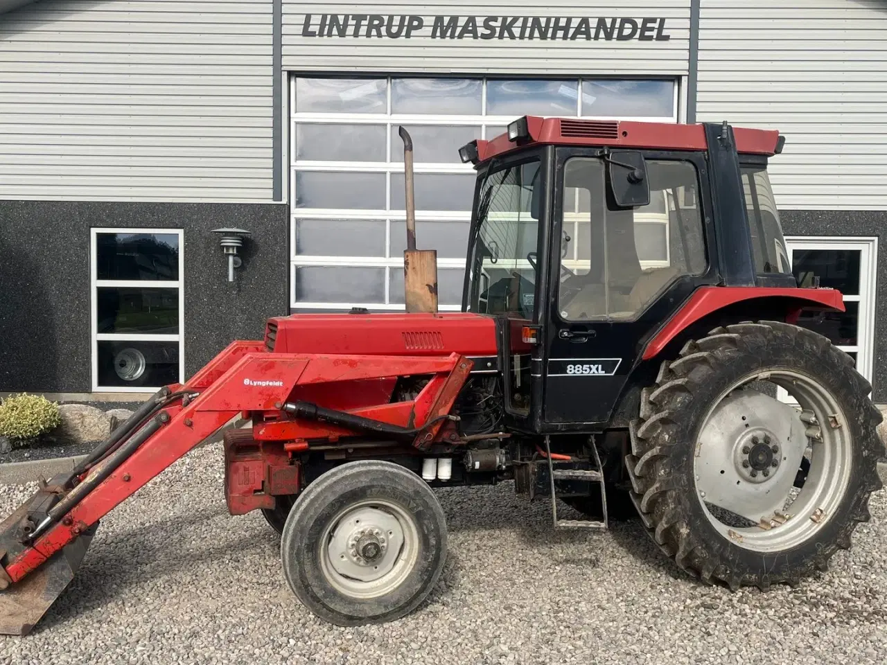 Billede 1 - Case IH 885 XL Med frontlæsser