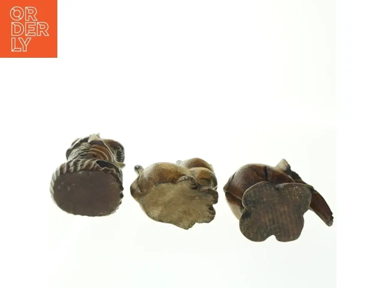 Billede 3 - Træ udskårne dyrefigurer (str. 11 x 9 cm. og, 15 x 11 cm. og 21 x 9 cm)