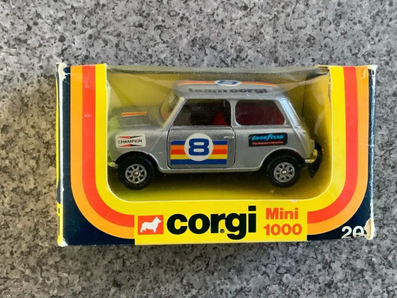 Billede 1 - Corgi Toys No. 201 Mini 1000 British Leyland 