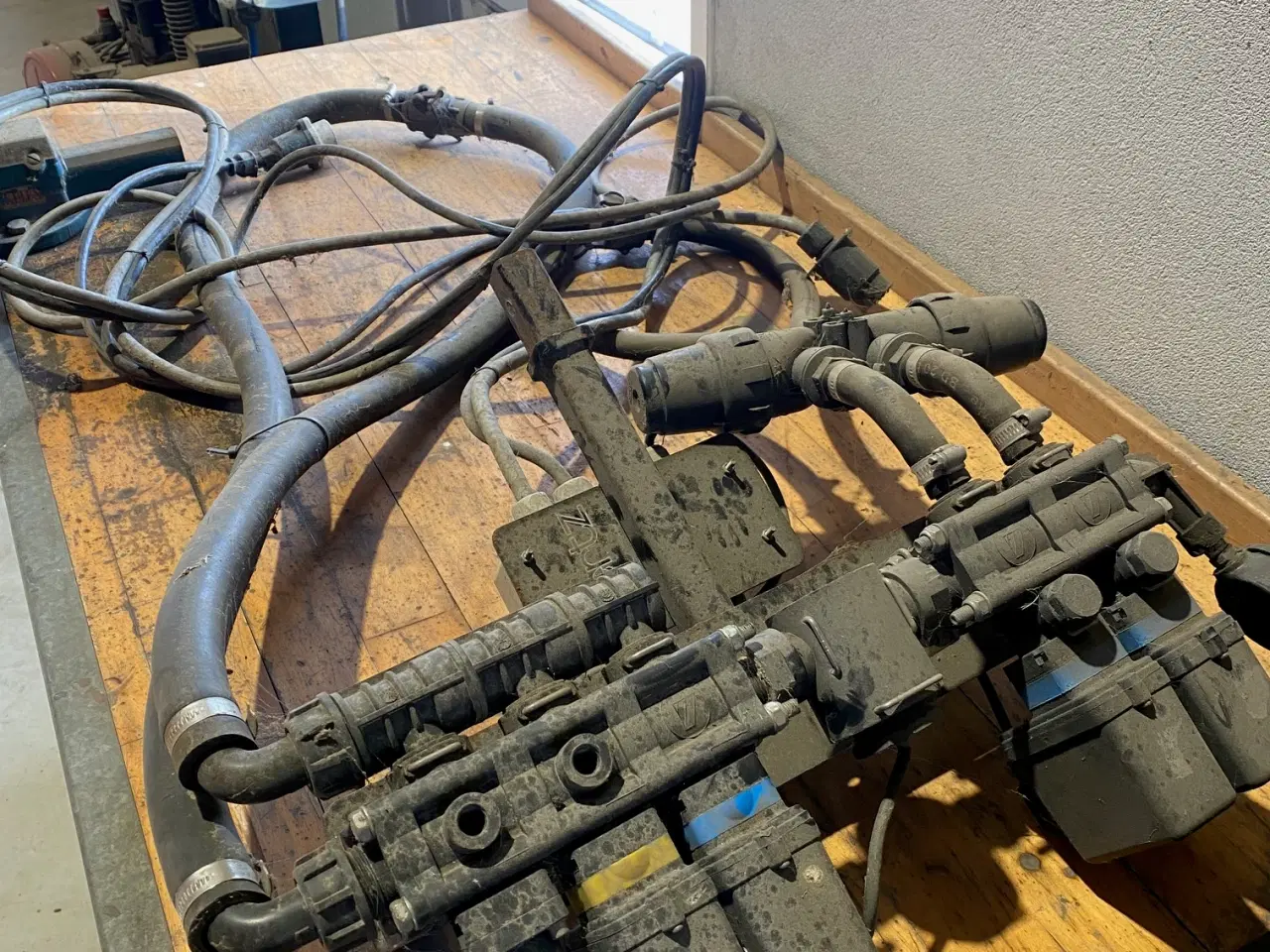 Billede 5 - 1.500 liter fronttank med udstyr