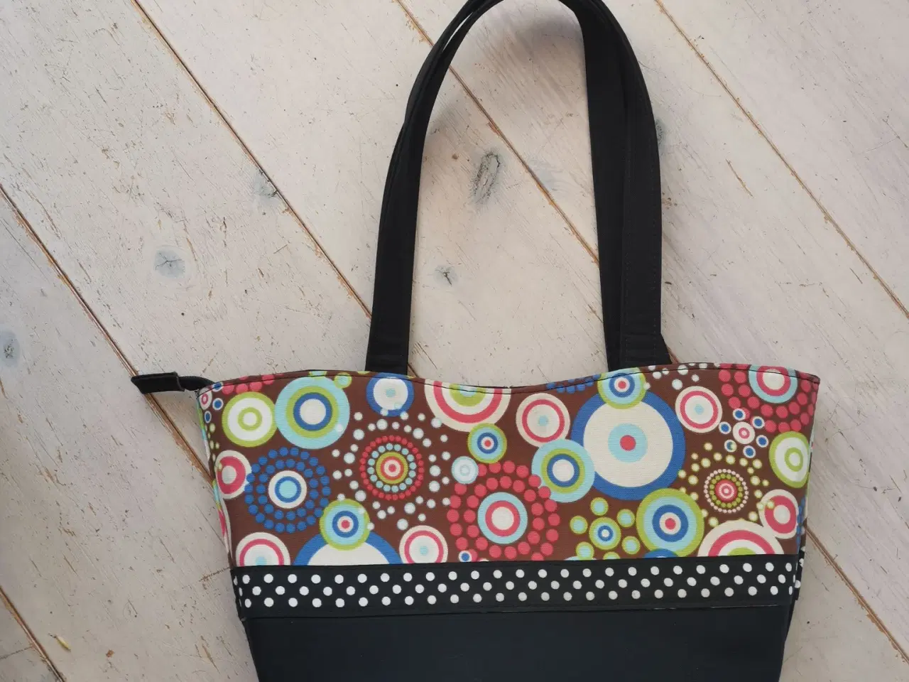 Billede 2 - Flot skuldertaske i retro stil