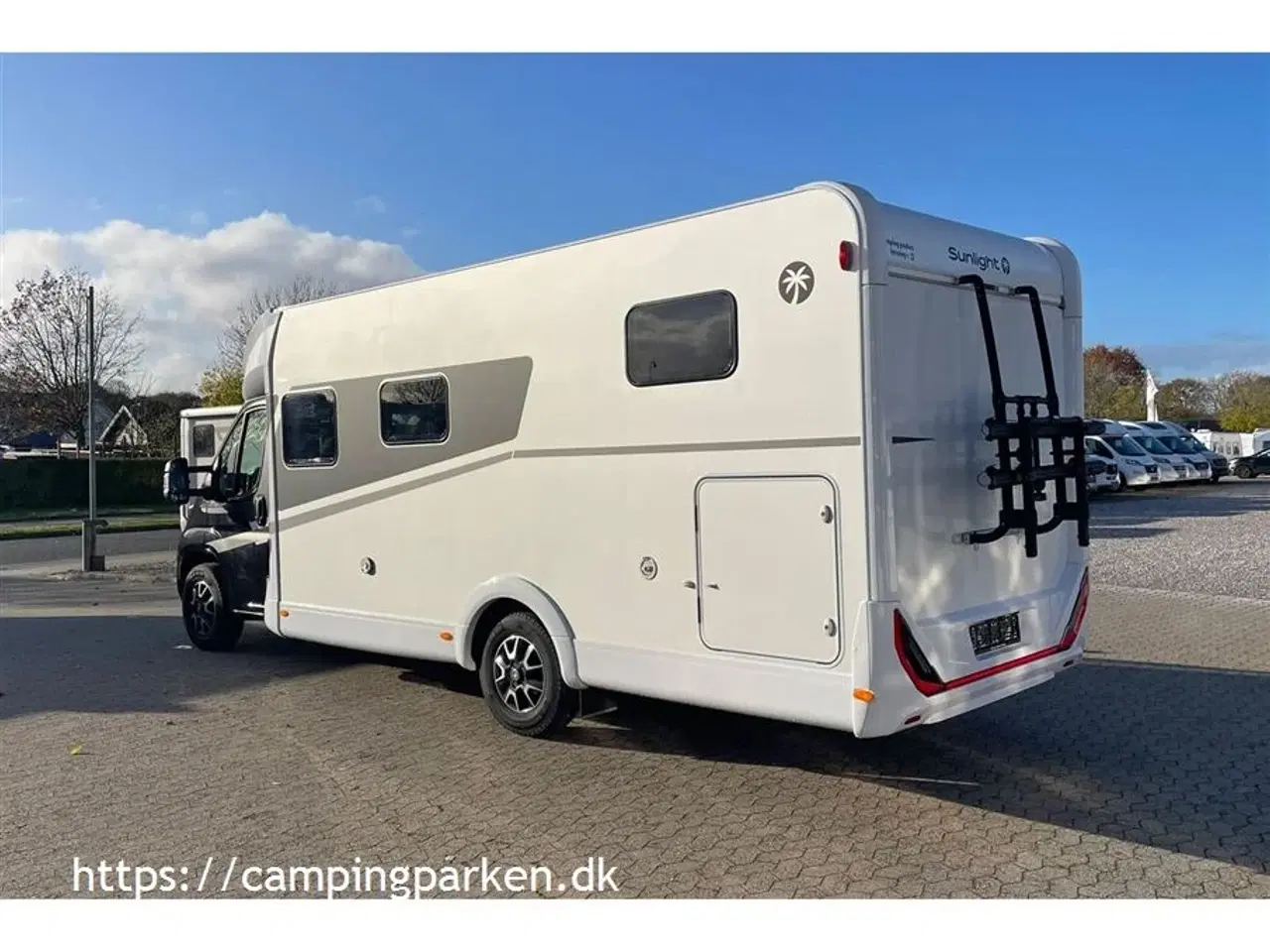 Billede 14 - 2024 - SunLight T 68 Adventure Edition   Udlejes: Ny autocamper med enkeltsenge og hæve/sænkeseng