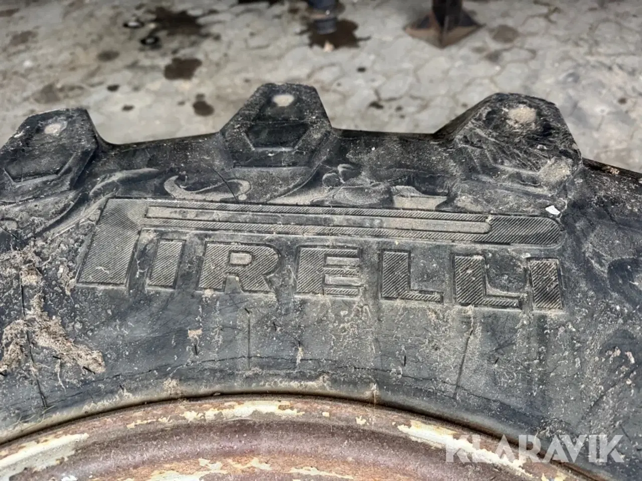 Billede 4 - Fordæk Pirelli TM 800 til Case 7220 1 styk