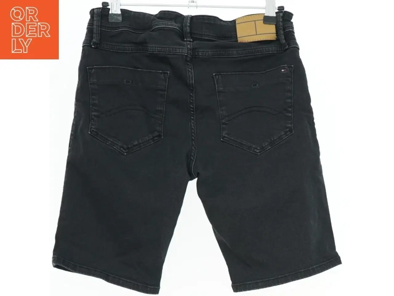 Billede 2 - Tommy Hilfiger shorts fra Tommy Hilfiger (str. 164)