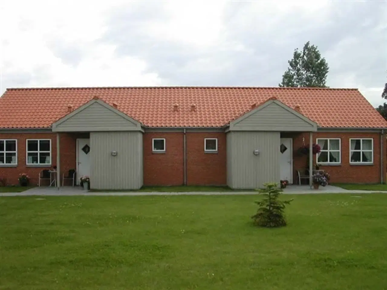 Billede 1 - 3 værelses hus/villa på 97 m2, Ørsted, Aarhus