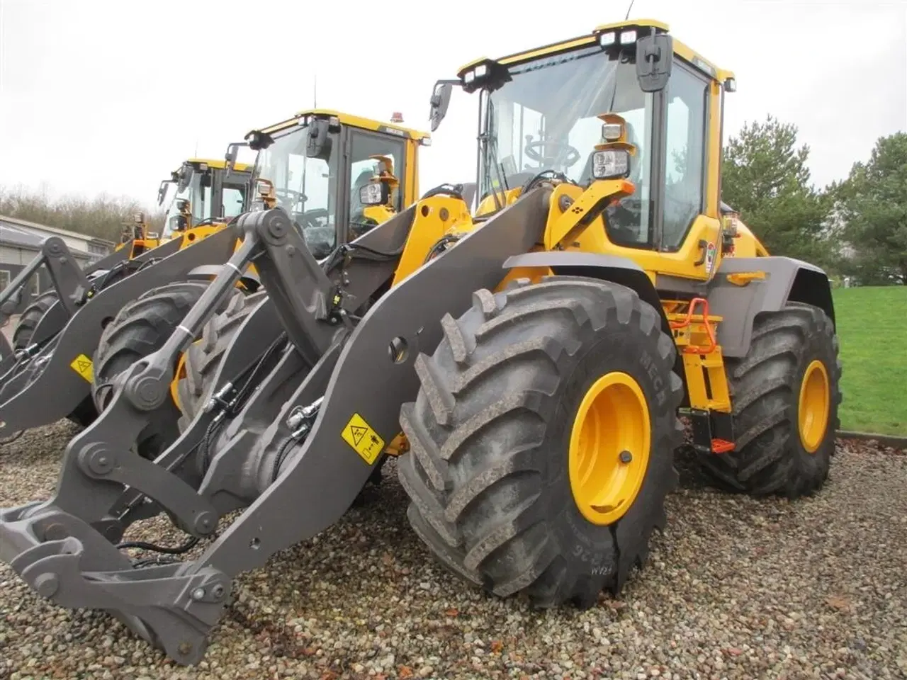 Billede 18 - Volvo L 70 H H2 BEMÆRK MED GARANTI FRA VOLVO FREM TIL DEN 18.6.2026. AGRICULTURE DK-maskine med lang arm, Co-Pilot & med 750mm Michelin MEGA X BIB hjul.