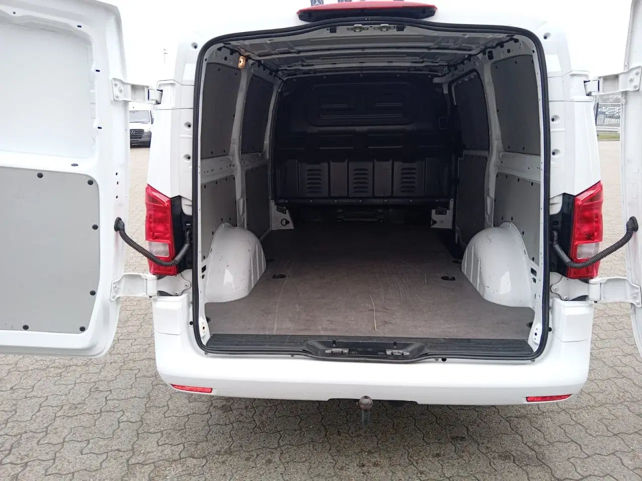 Billede 3 - Mercedes Vito 114 2,0 CDi Kassevogn aut. L RWD