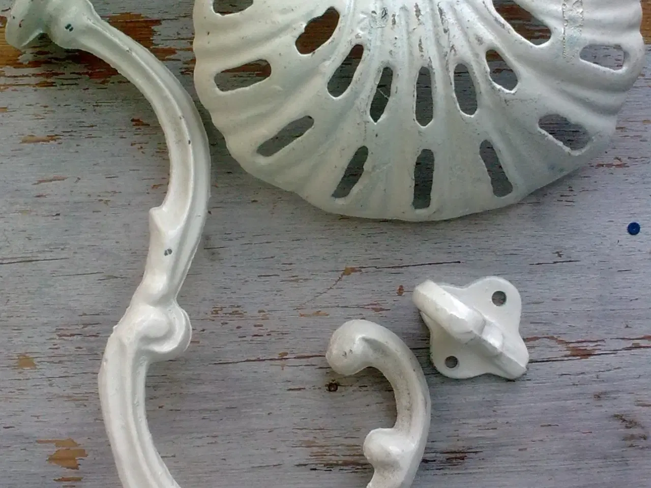 Billede 8 - Smedejern støbte knager