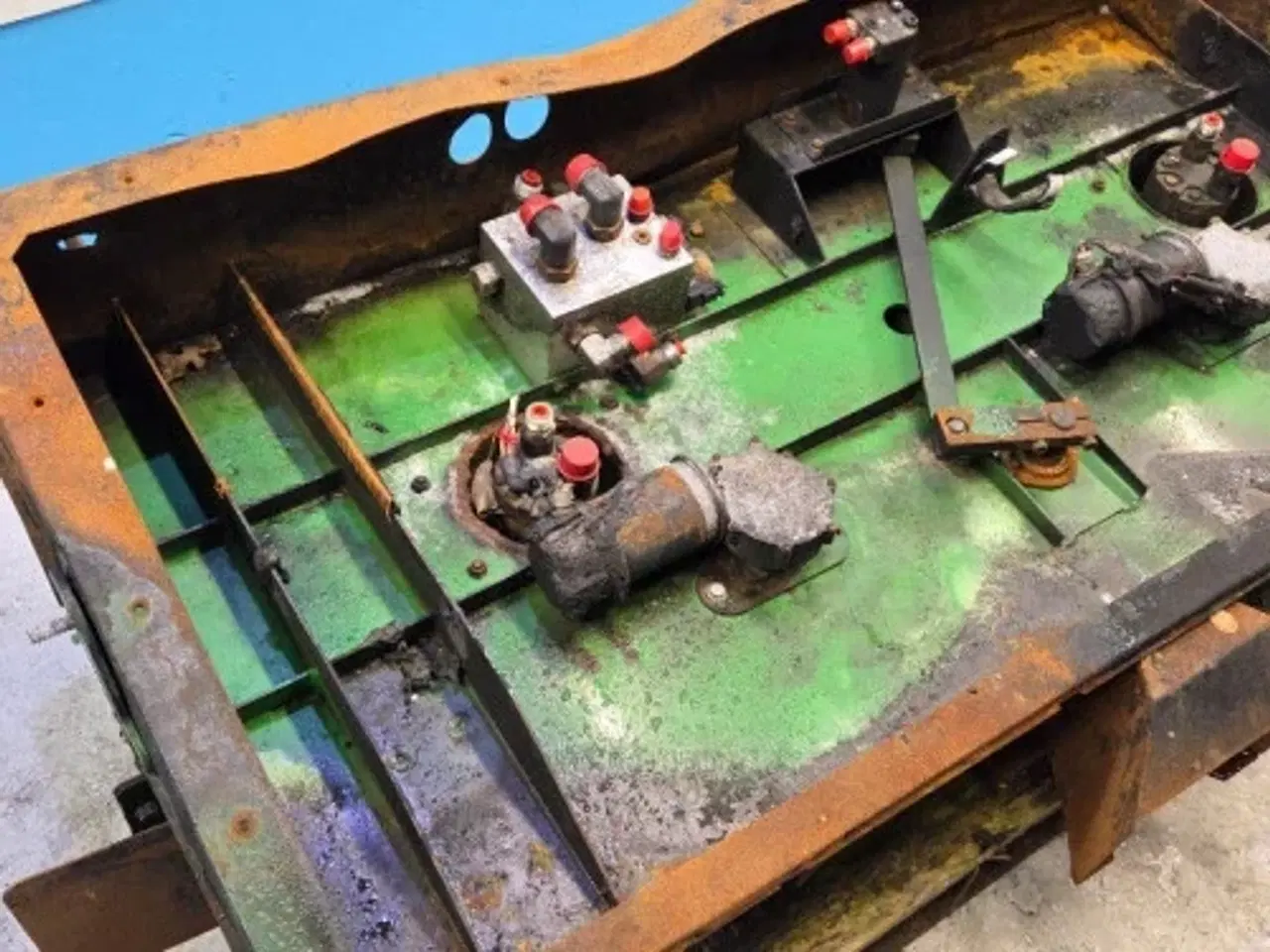 Billede 15 - John Deere S690 Avnespreder AXE75059