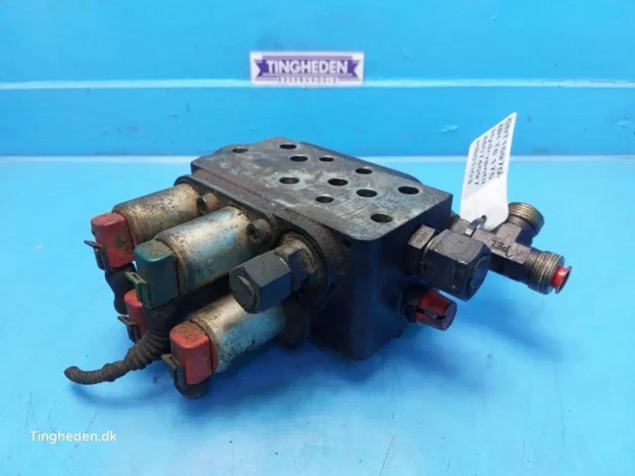 Billede 17 - New Holland T6 Hydraulikventil 48074097