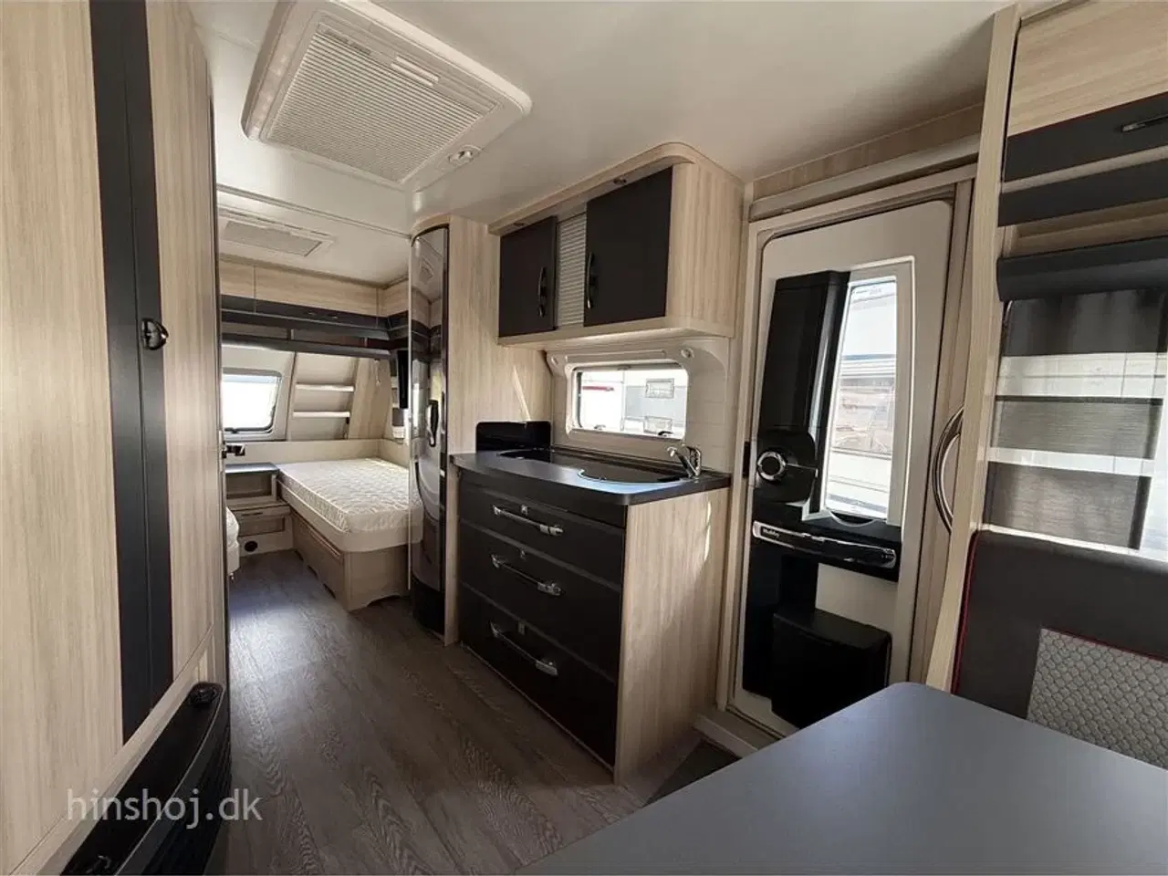 Billede 6 - 2018 - Hobby De Luxe Edition 495 UL   Flot enkeltsengsvogn fra Hinshøj Caravan A/S
