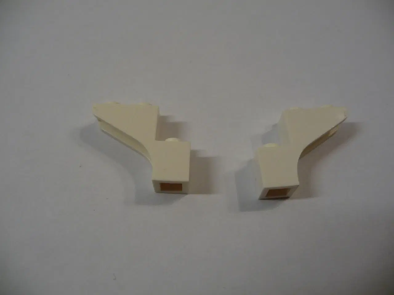Billede 1 - lego hvide klodser 2 stk 