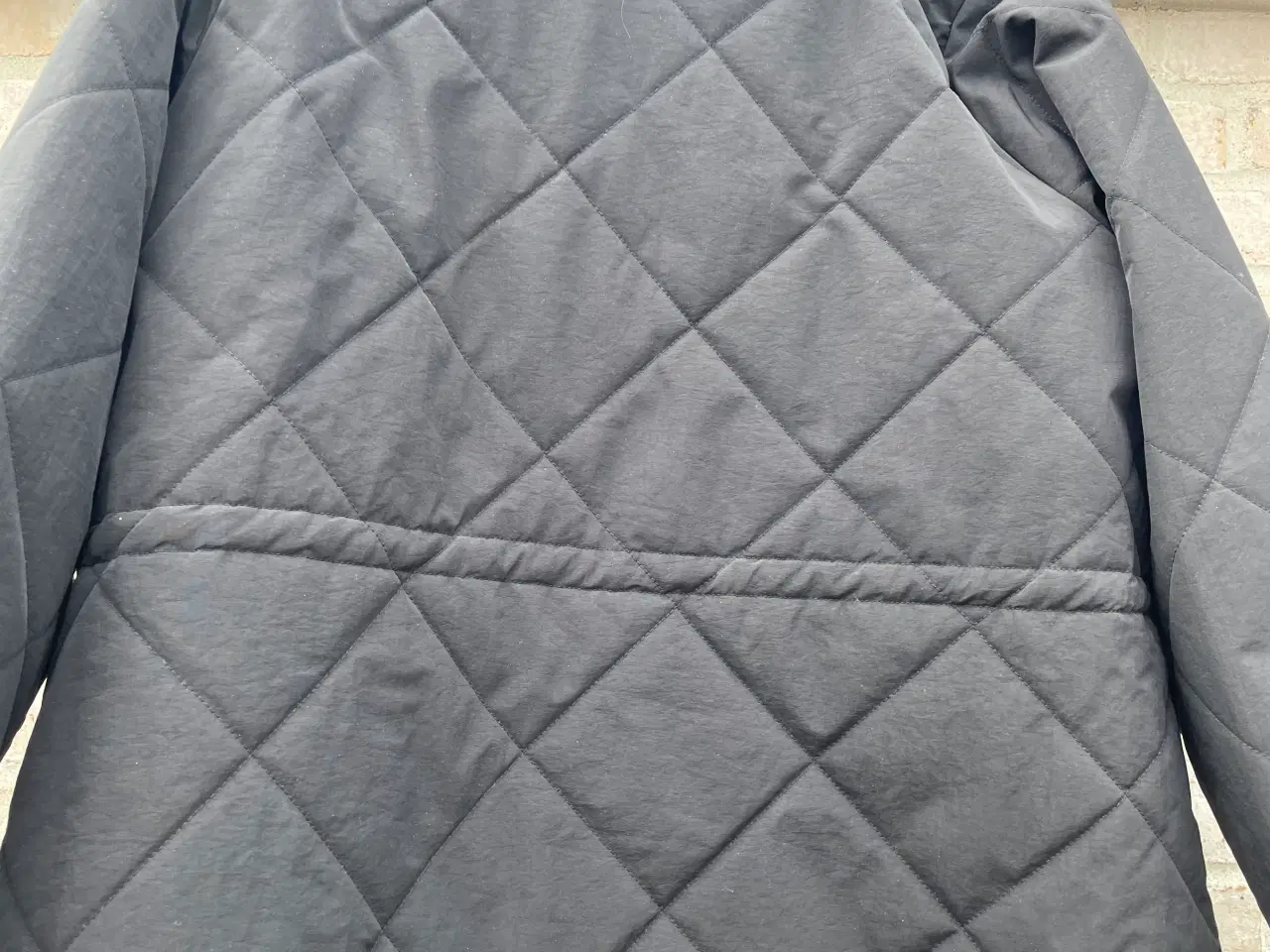 Billede 4 - Quiltet jakke, str. 46, sort, Zizzi 