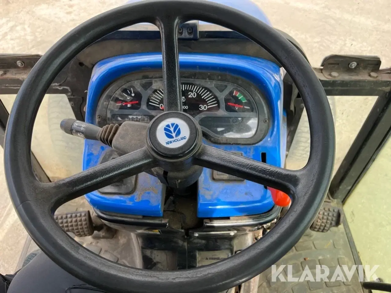 Billede 12 - Traktor New Holland TC27D