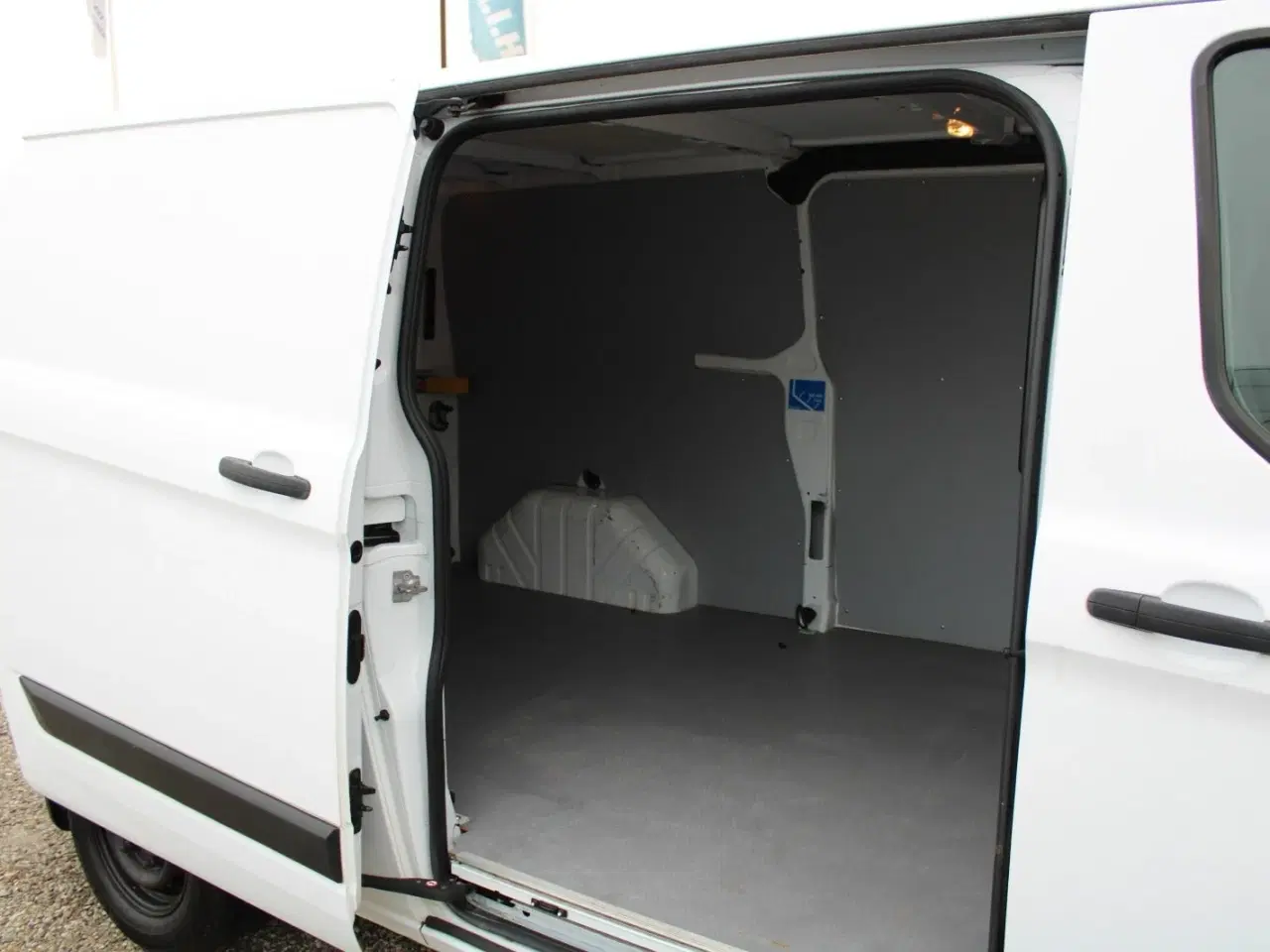 Billede 12 - Ford Transit Custom 300L 2,0 TDCi 130 Trend