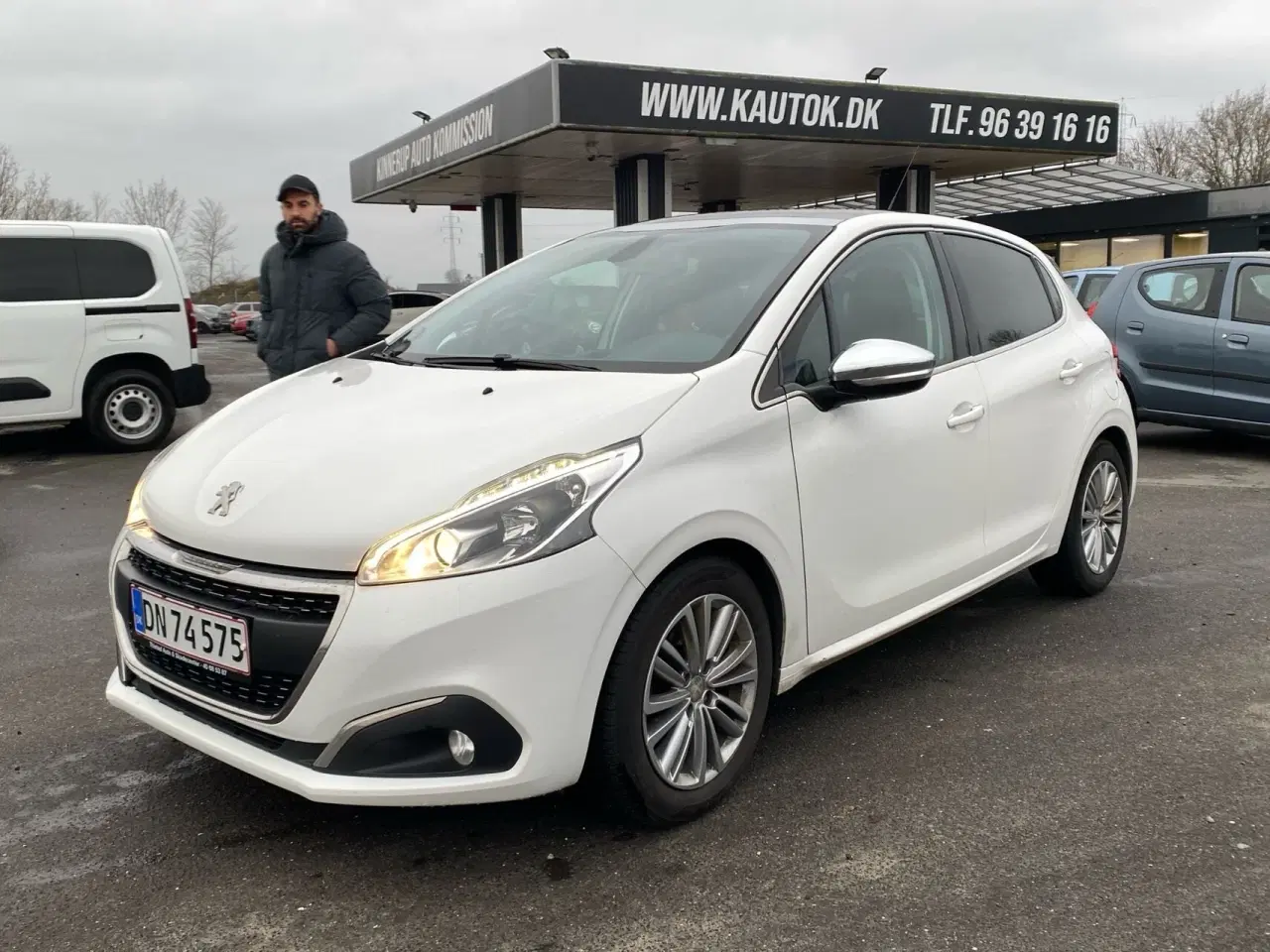 Billede 1 - Peugeot 208 1,6 BlueHDi Selection Sky 100HK 5d
