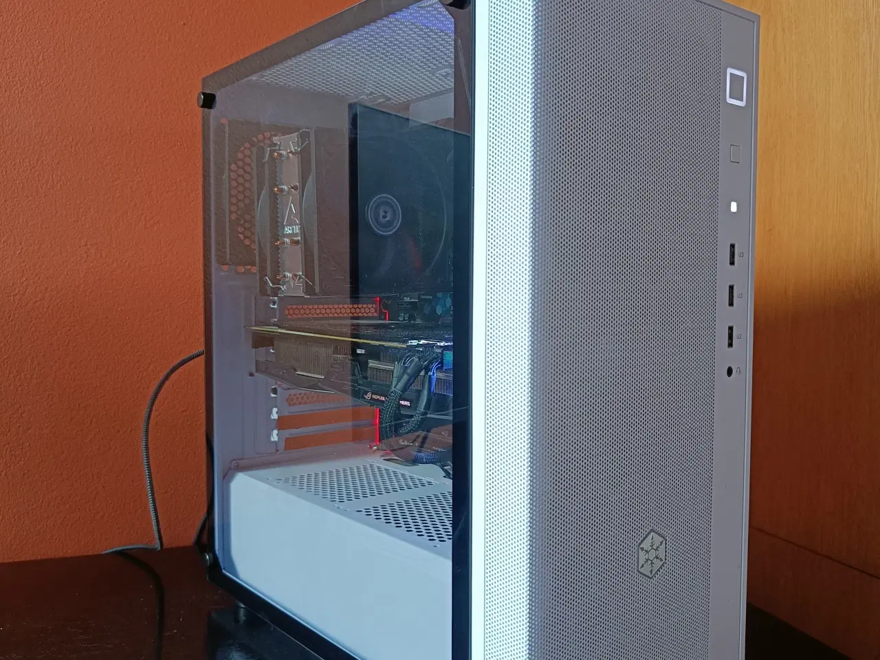 Billede 2 - Gaming Pc, I7 6700k, RX Vega 56