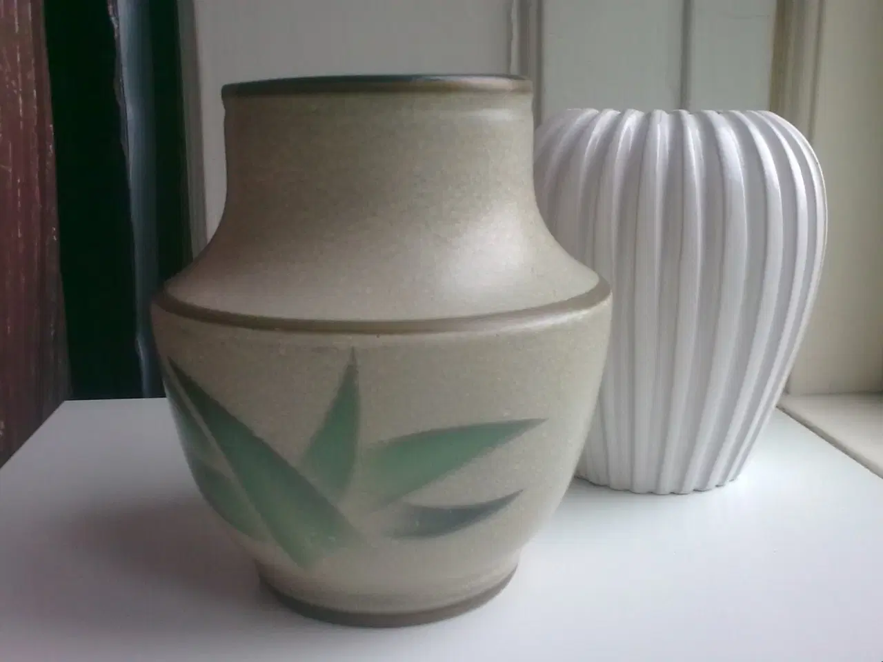 Billede 4 - DIY stilleben af bl.a. dansk keramik