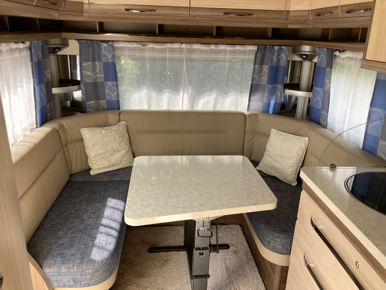 Billede 6 - Hobby Campingvogn 460 UFE DE LUXE