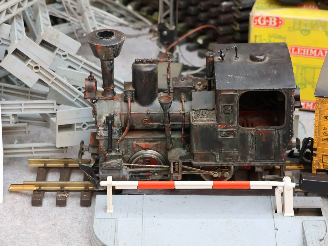 Billede 2 -  LGB model lokomotiv nr 2020 + div vogne, skinner 
