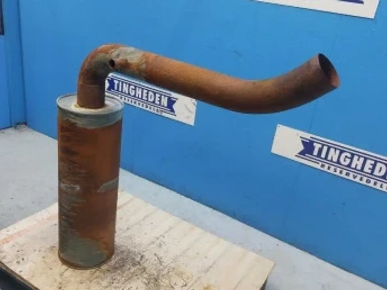 Billede 3 - Dronningborg D8700 Udstødning.