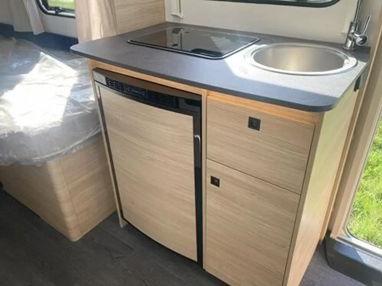 Billede 14 - Caravelair Alba 450 Spring - SPAR 11995 Få  mover mont for 4.995.