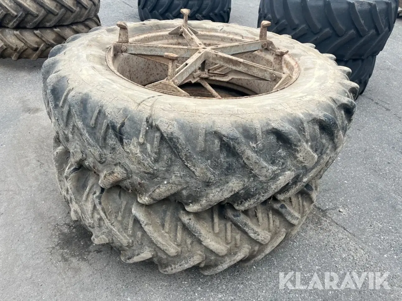 Billede 2 - Tvillingehjul 16.9R38