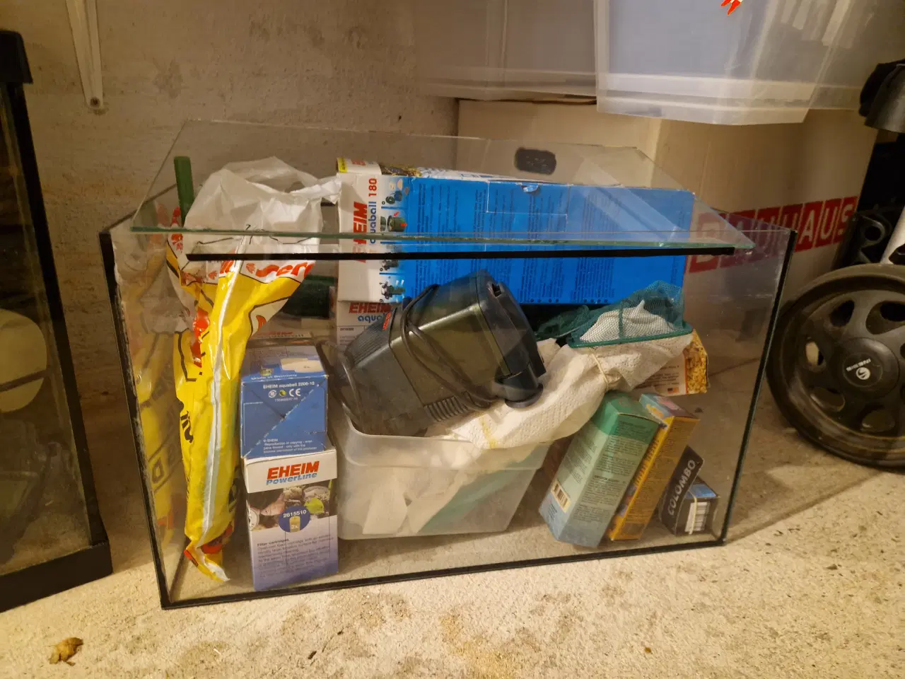 Billede 2 - Akvarium 96ltr. Med masser af tilbehør