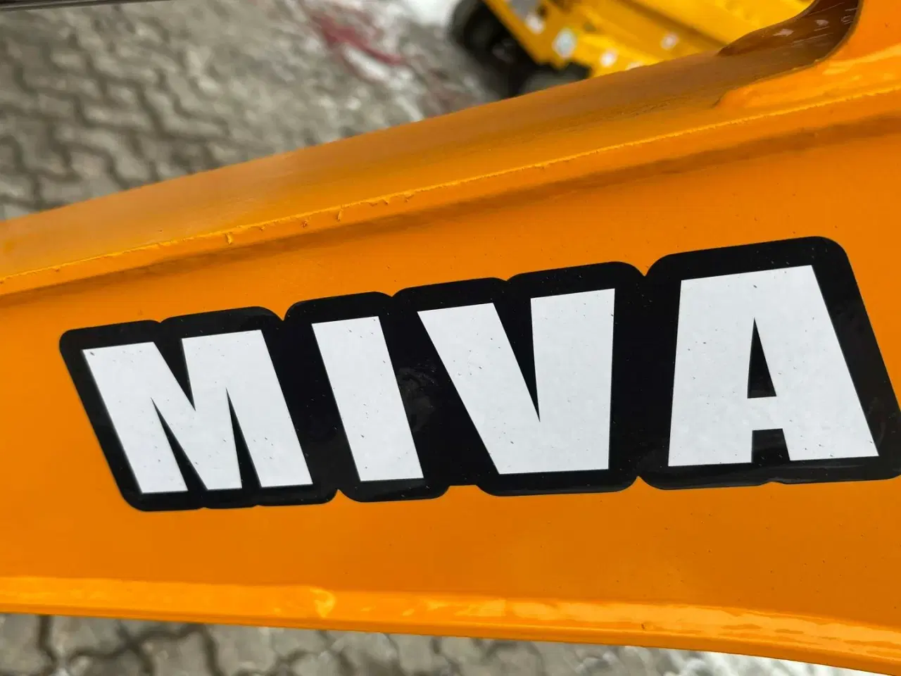 Billede 3 - - - - Miva fabriksny 1800kg minigraver