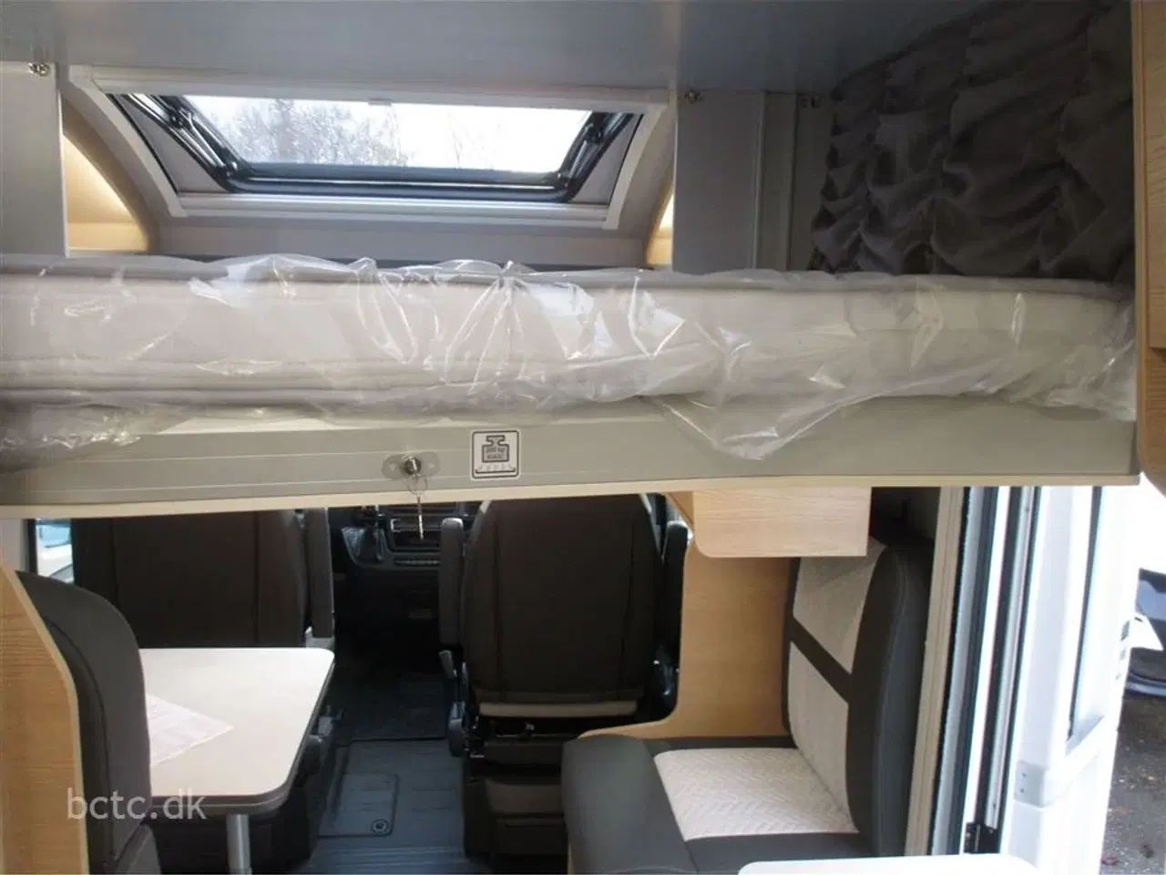 Billede 26 - 2026 - Giottiline Sienna 385 AUT.