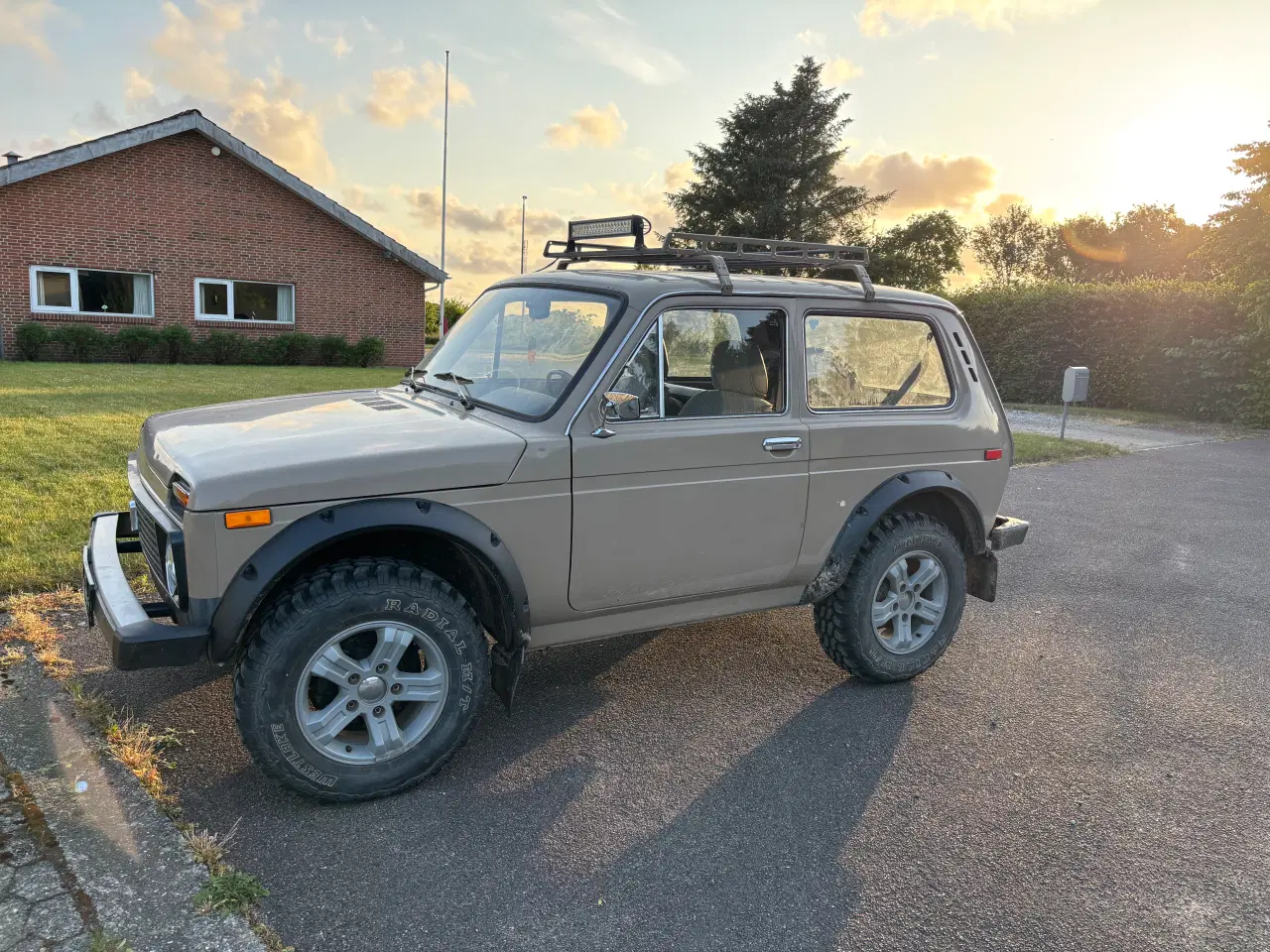 Billede 2 - 2 stk Lada Niva 