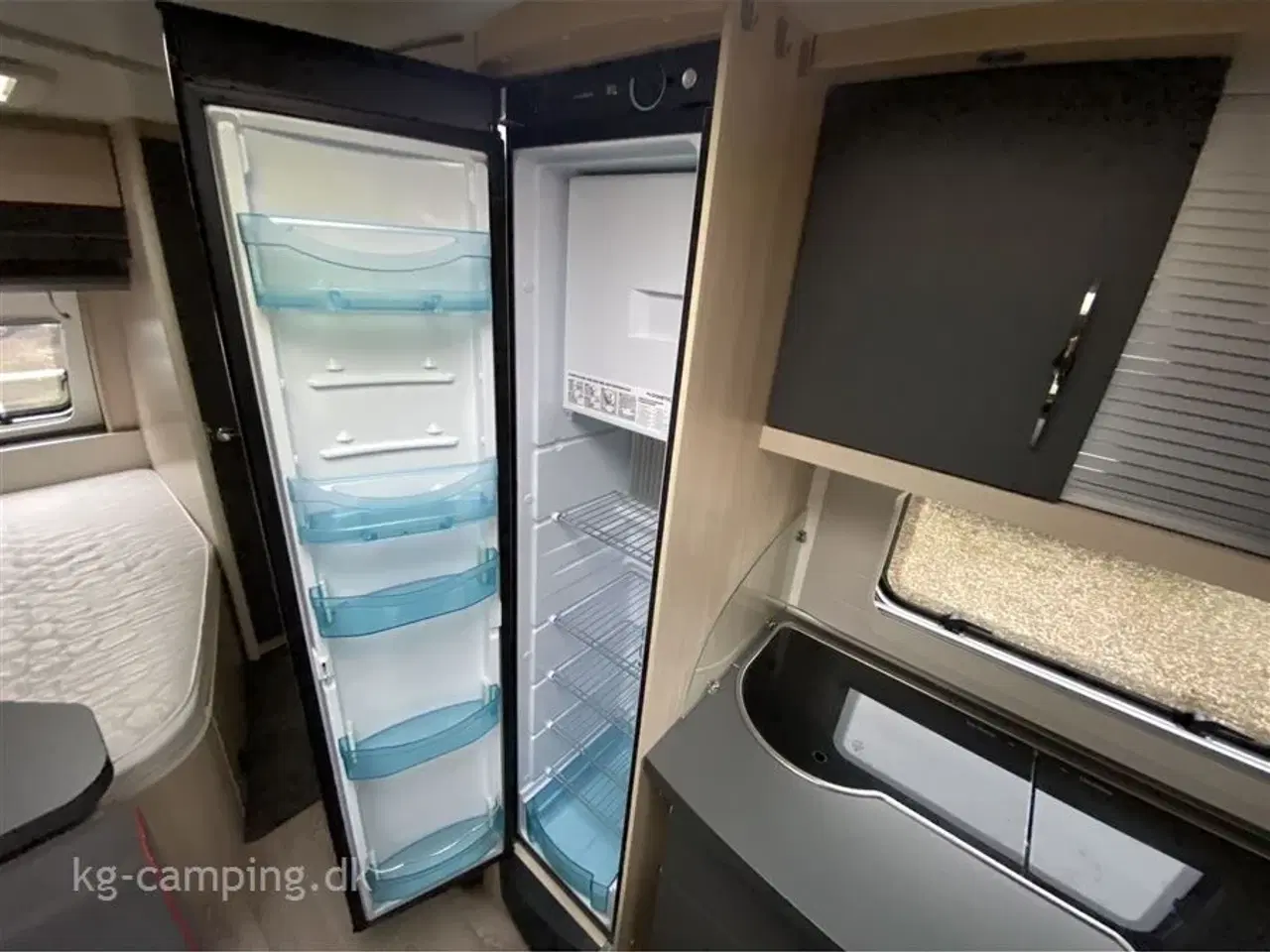 Billede 13 - 2018 - Hobby De Luxe Edition 560 KMFe 3-køjers vogn med dobbeltseng