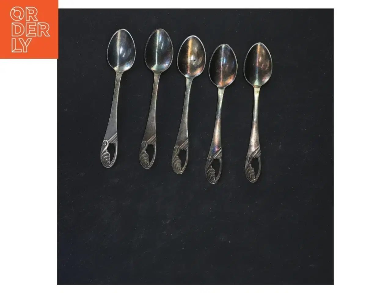 Billede 1 - Sæt med fem teskeer (str. 12x2,5 cm)