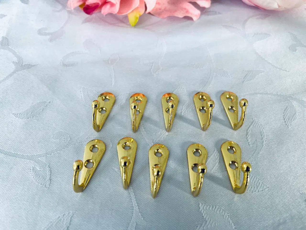 Billede 1 - Små Knager i god stand 